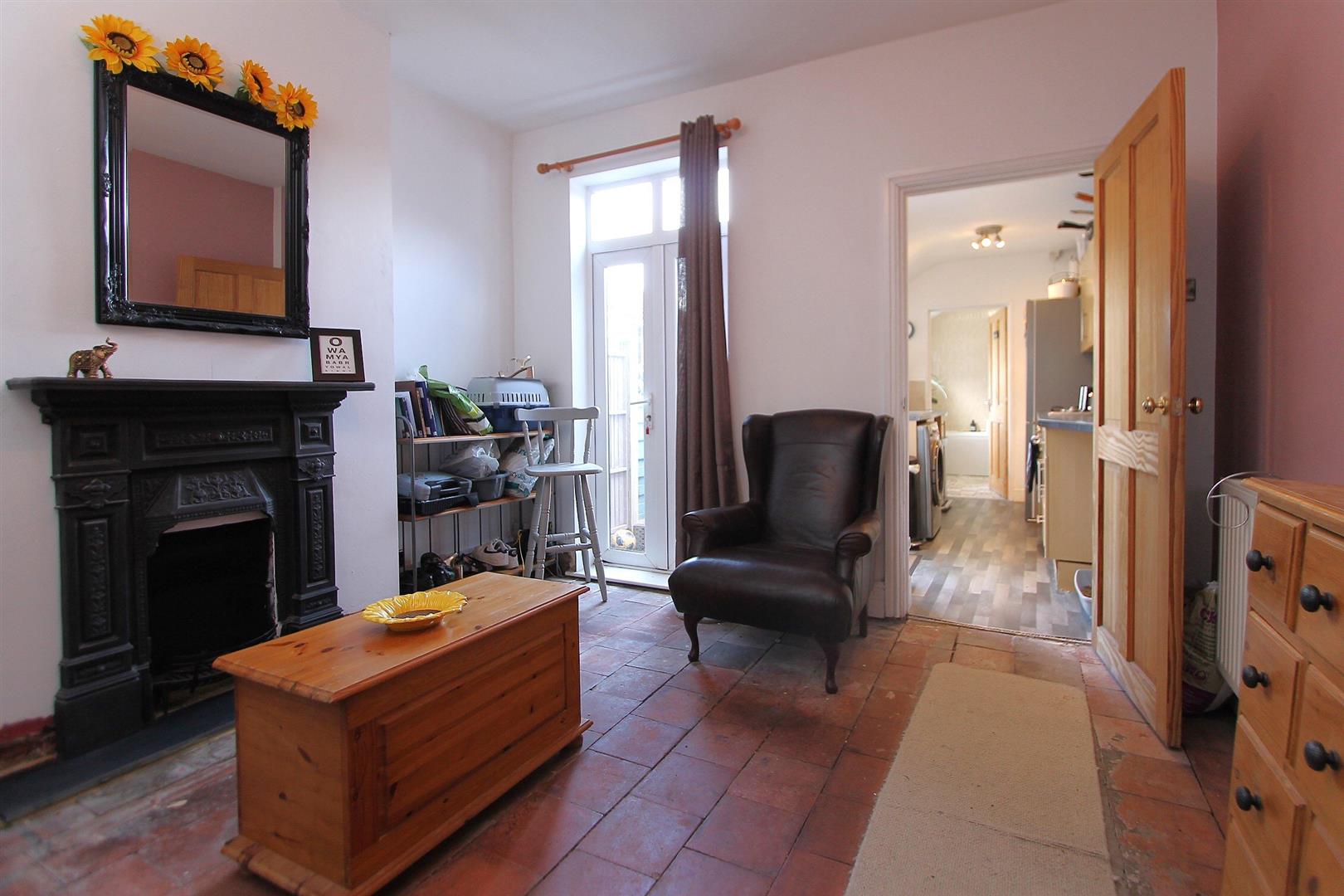 3 bed property in Clarence Street, Kidderminster